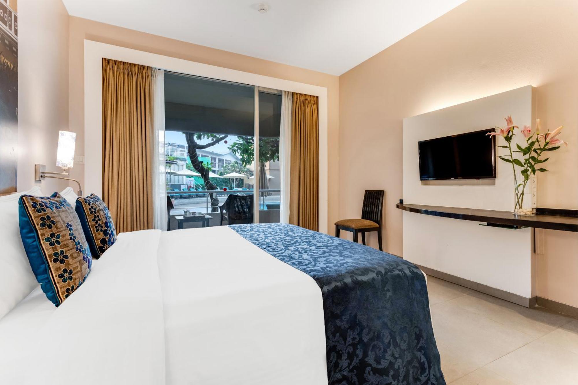 Whispering Palms Beach Resort Candolim Εξωτερικό φωτογραφία
